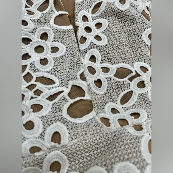 🆕 BRONX & BANCO 🧿 NWT Donna White Ruffled Lace Midi Dress, Sz S - US 4 - Picture 14 of 16